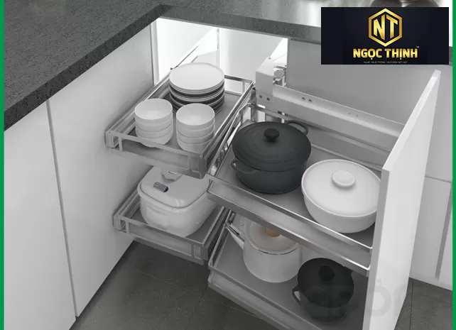 Giá góc liên hoàn nan dẹt inox 304  tại Long Tân